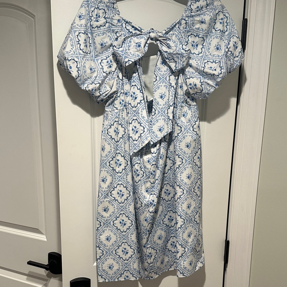 ANTONIO MELANI Blue & White Tile-Print Mini Dress - Picture 2 of 6